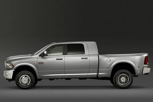 2010_dodge_ram_heavy_duty_megacab.jpg