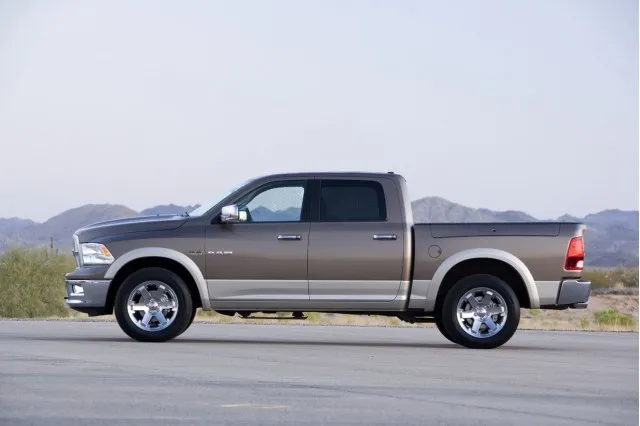 dodge_crew_cab.jpg